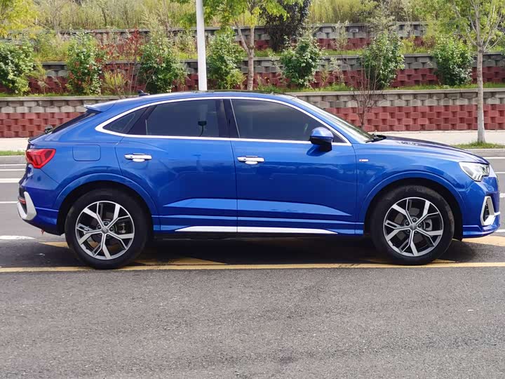 Фото 3 - Audi Q3 Sportback