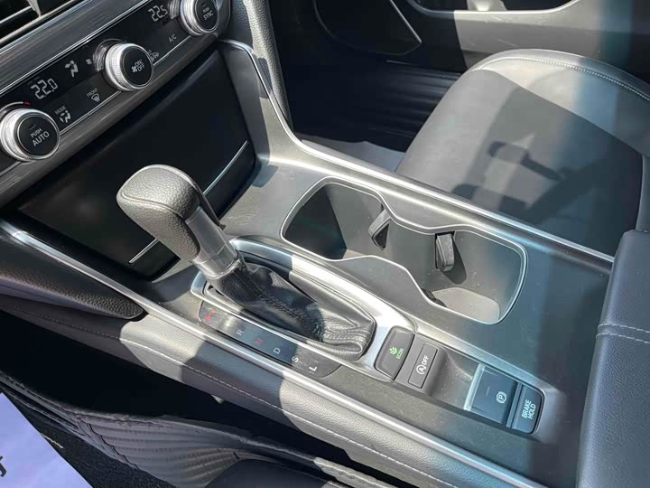 Фото 5 - Honda Accord