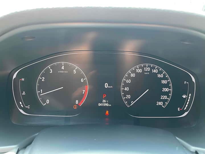 Фото 7 - Honda Accord