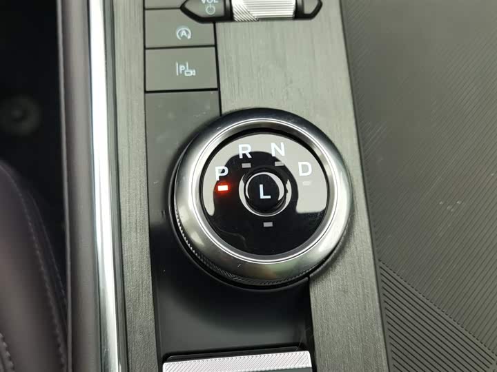 Фото 13 - Ford Mondeo