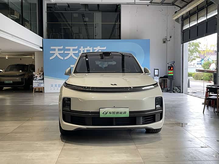 Фото 2 - LiXiang L9