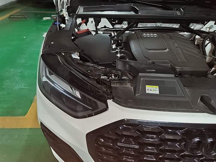 Фото 21 - Audi Q5L Sportback