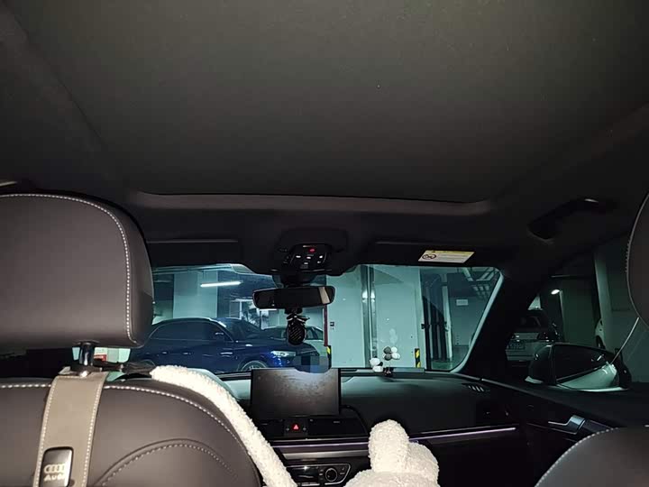 Фото 9 - Audi Q5L Sportback