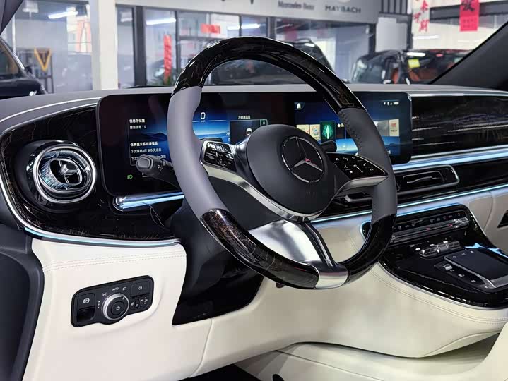 Фото 4 - Mercedes-Benz Vito