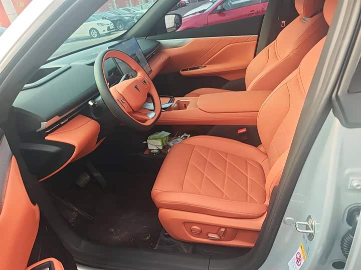 Фото 13 - Changan Deepal S05