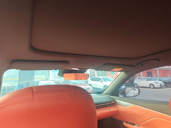 Фото 16 - Changan Deepal S05