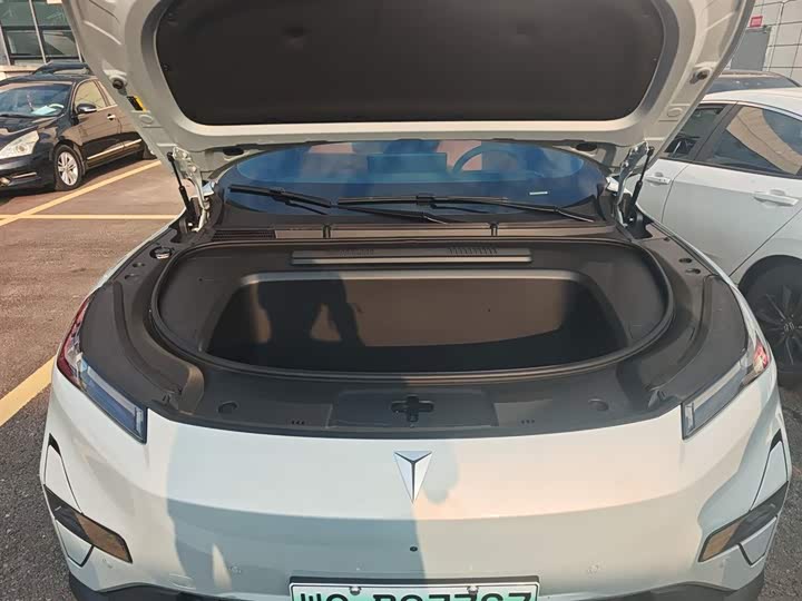 Фото 18 - Changan Deepal S05