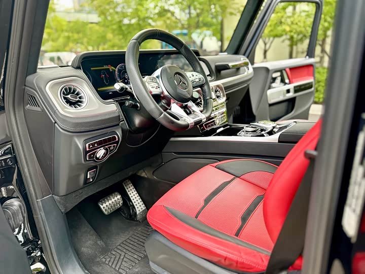 Фото 10 - Mercedes-Benz G-Class AMG