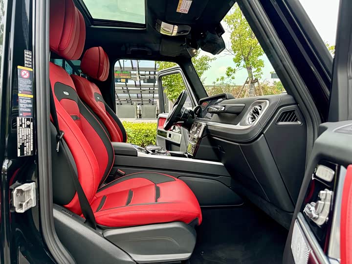 Фото 13 - Mercedes-Benz G-Class AMG