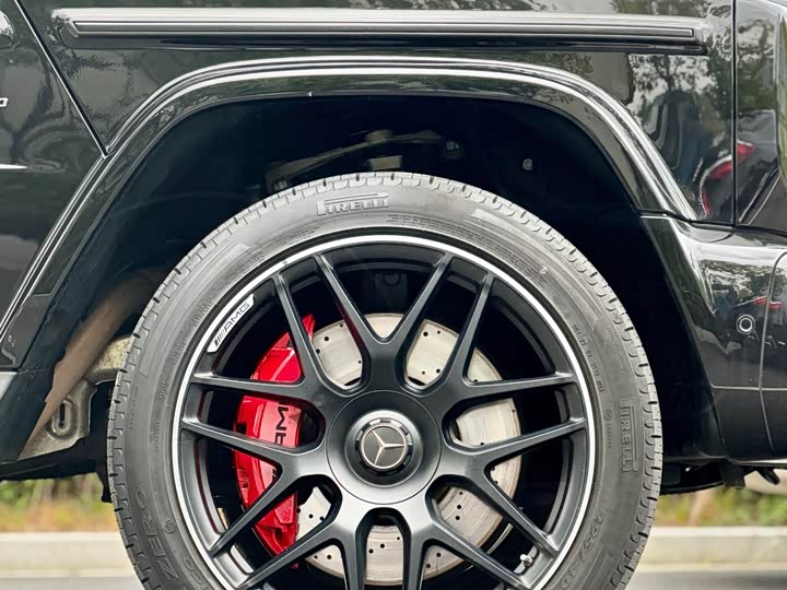 Фото 22 - Mercedes-Benz G-Class AMG