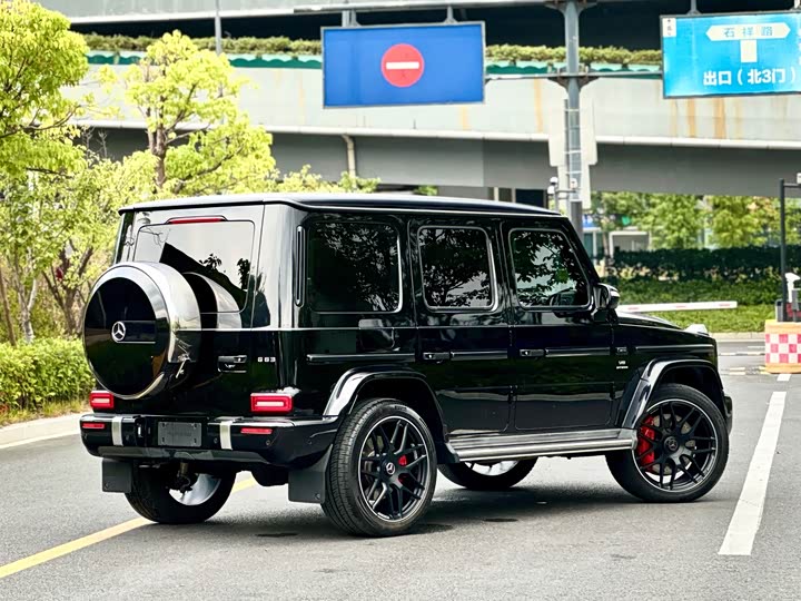 Фото 8 - Mercedes-Benz G-Class AMG