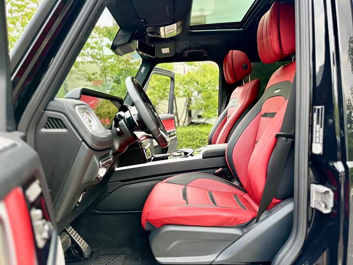 Фото 9 - Mercedes-Benz G-Class AMG