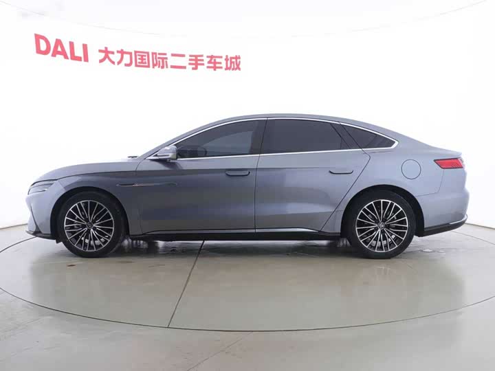 Фото 10 - BYD Han