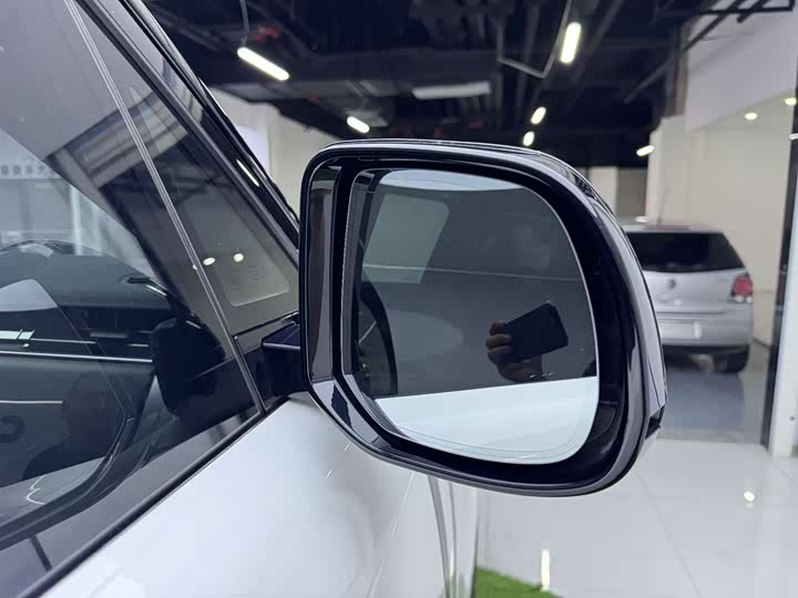 Фото 10 - Land Rover Range Rover