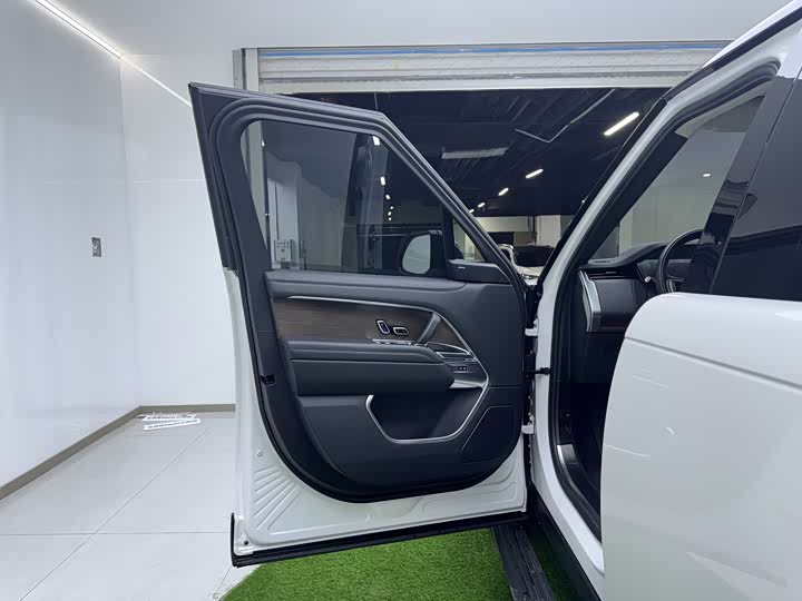 Фото 23 - Land Rover Range Rover