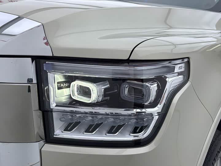 Фото 7 - Tank 500 Hybrid