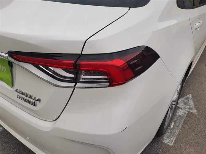 Фото 8 - Toyota Corolla