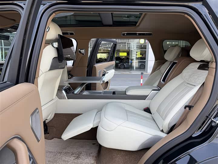 Фото 11 - Land Rover Range Rover