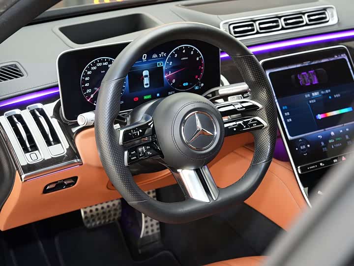 Фото 11 - Mercedes-Benz S-Class