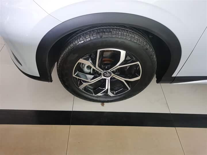 Фото 23 - BYD Yuan Plus