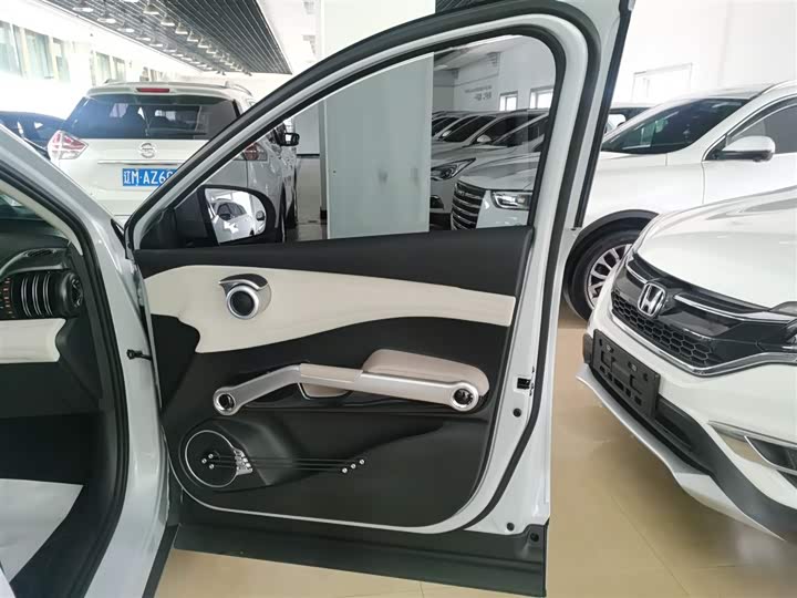 Фото 26 - BYD Yuan Plus