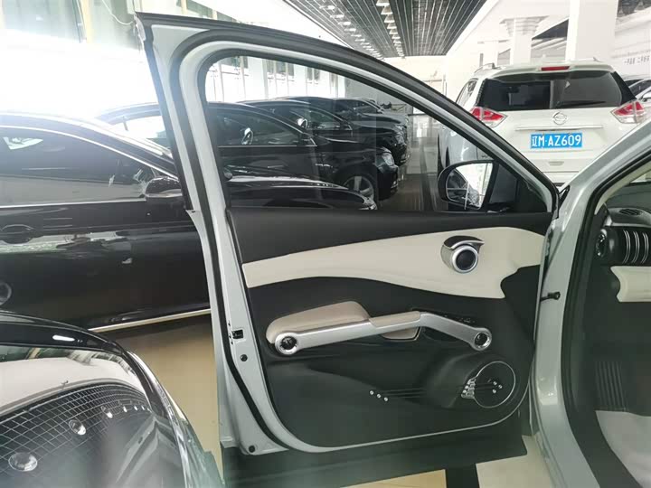 Фото 28 - BYD Yuan Plus