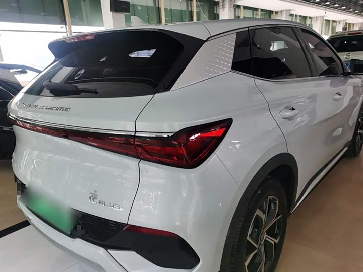 Фото 7 - BYD Yuan Plus