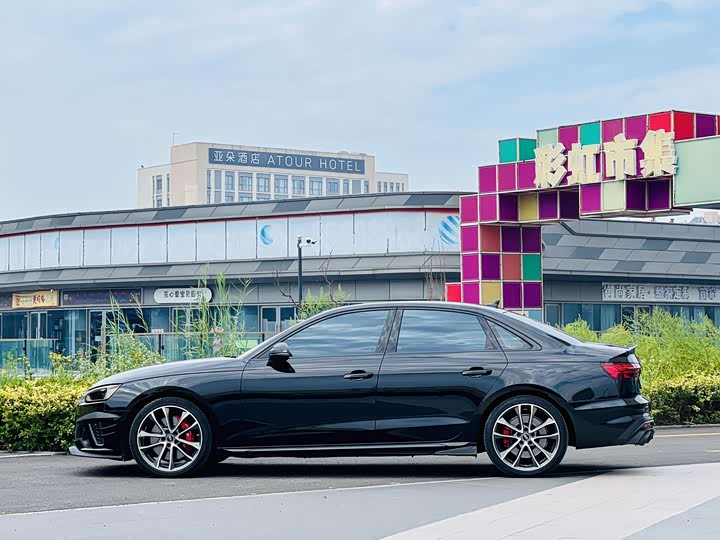 Фото 3 - Audi S4