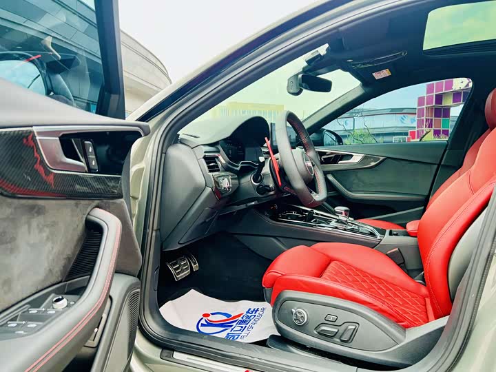 Фото 6 - Audi S4