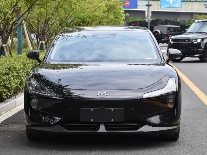 Фото 4 - XPeng Mona M03