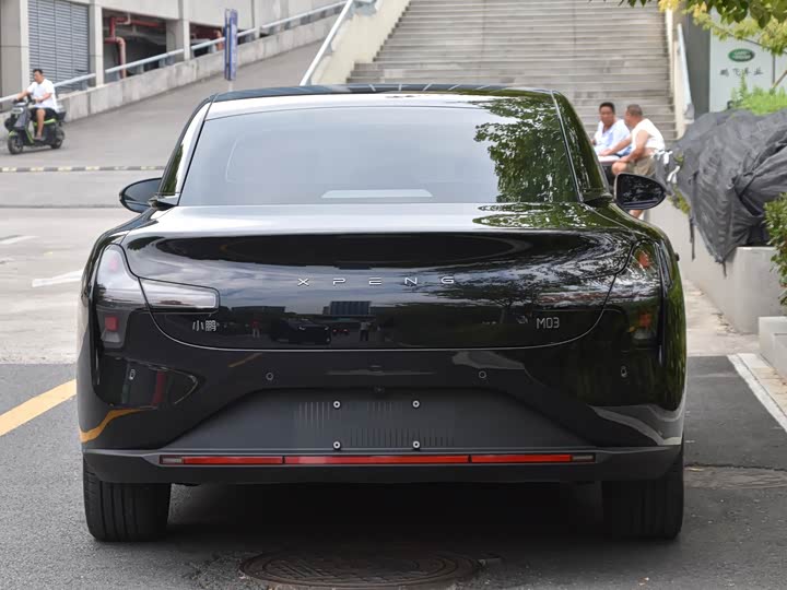 Фото 5 - XPeng Mona M03