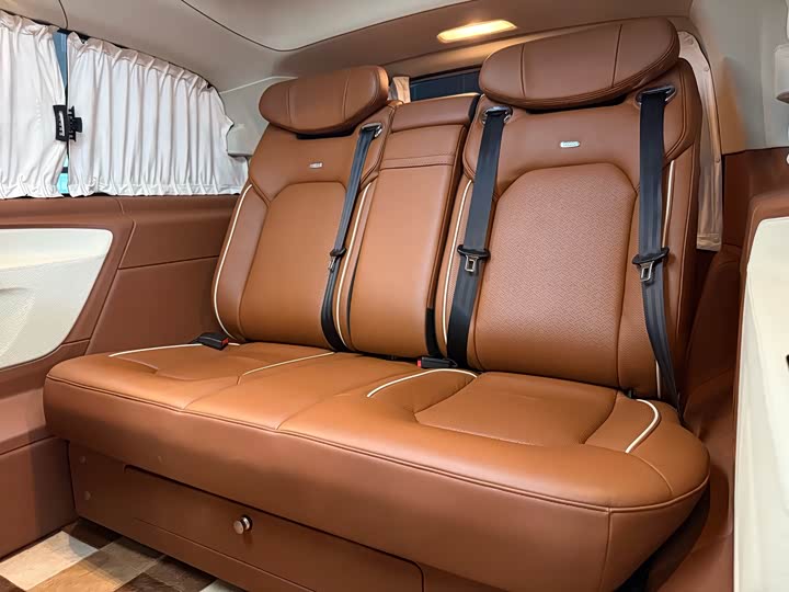 Фото 13 - Mercedes-Benz Vito