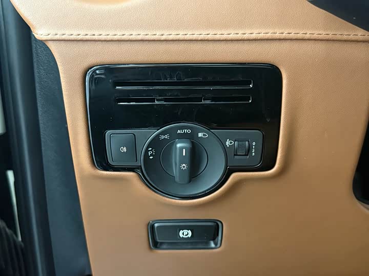 Фото 7 - Mercedes-Benz Vito