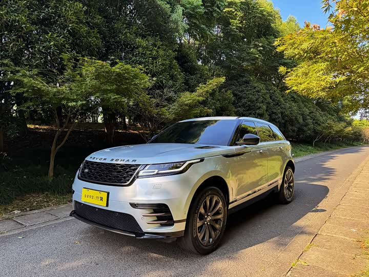 Фото 1 - Land Rover Range Rover Velar
