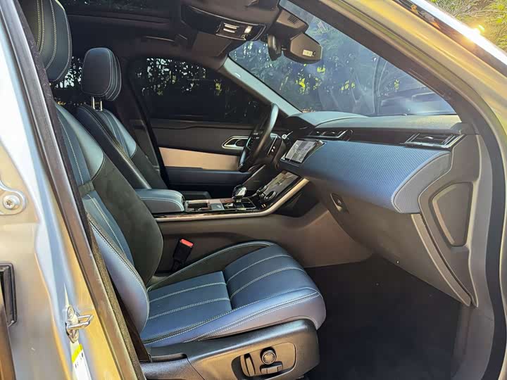 Фото 13 - Land Rover Range Rover Velar