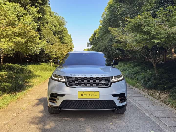 Фото 2 - Land Rover Range Rover Velar