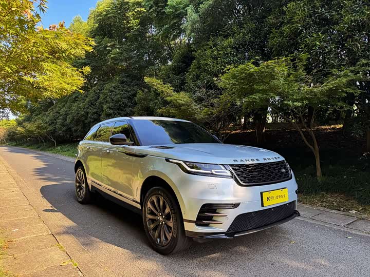 Фото 3 - Land Rover Range Rover Velar
