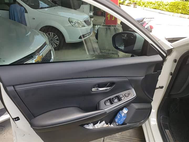 Фото 28 - Nissan Sylphy