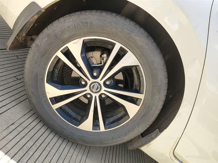 Фото 30 - Nissan Sylphy