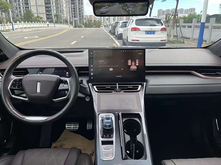 Фото 8 - Wey Mocca Hybrid