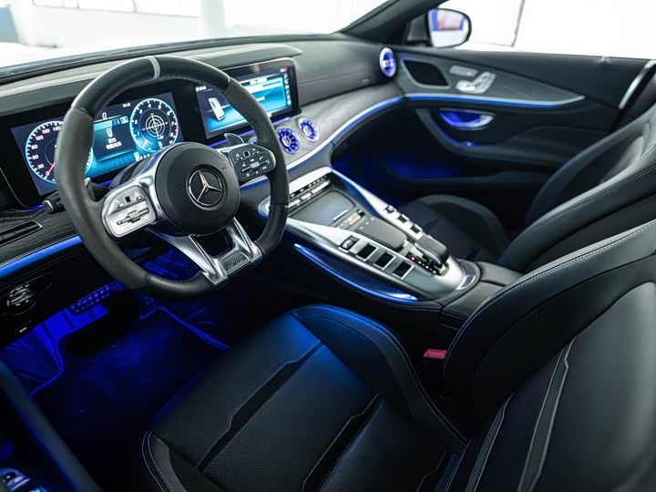 Фото 21 - Mercedes-Benz AMG GT