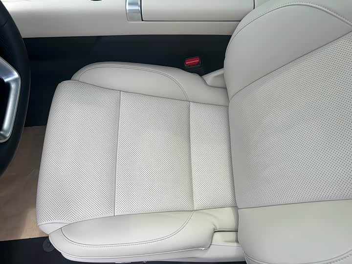 Фото 19 - LiXiang L7