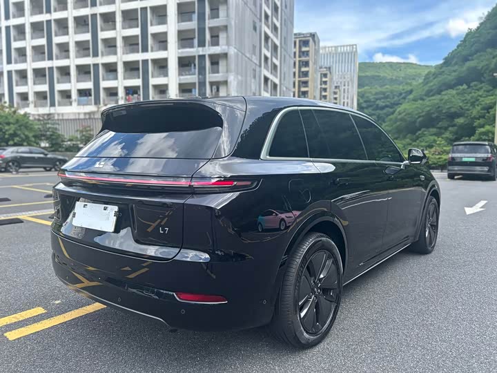 Фото 29 - LiXiang L7