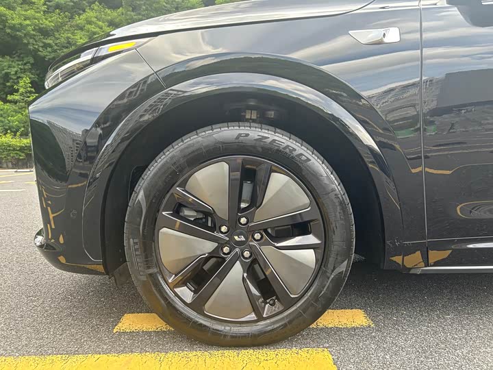 Фото 7 - LiXiang L7