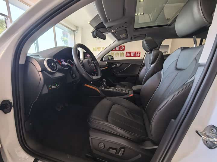 Фото 4 - Audi Q2L