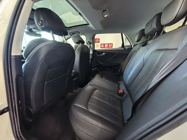 Фото 6 - Audi Q2L