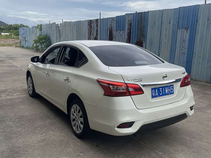 Фото 4 - Nissan Sylphy