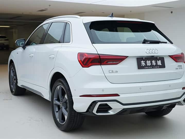 Фото 5 - Audi Q3
