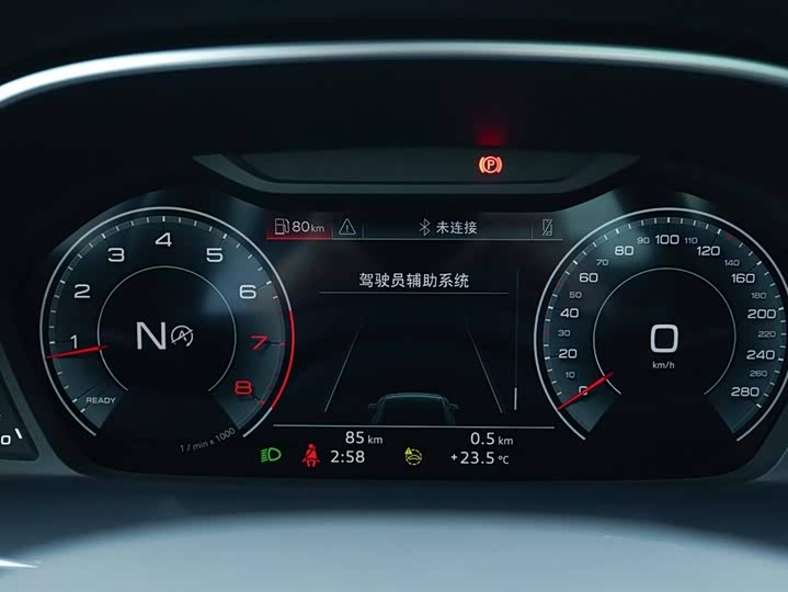 Фото 7 - Audi Q3