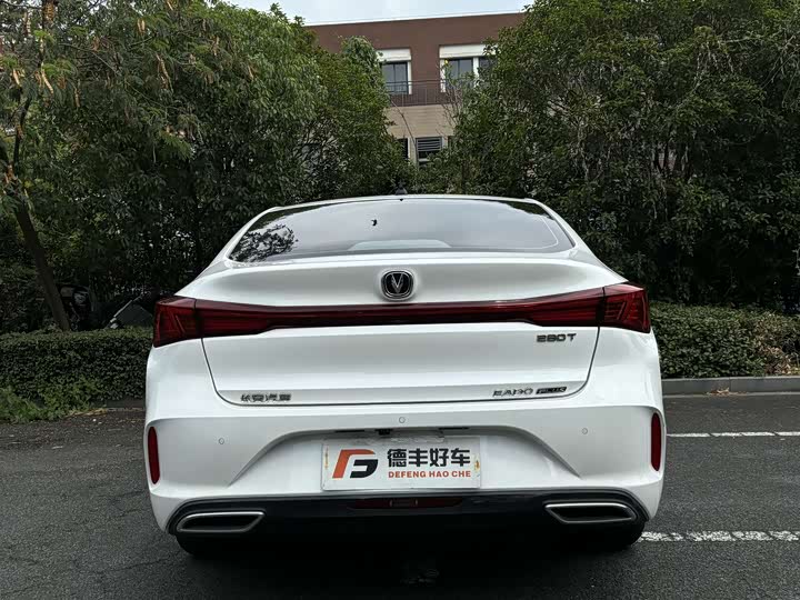 Фото 22 - Changan Eado Plus